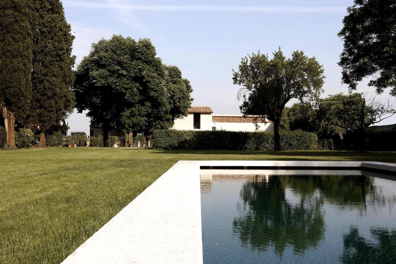 سوماكامبانا Villa Saccomani المظهر الخارجي الصورة